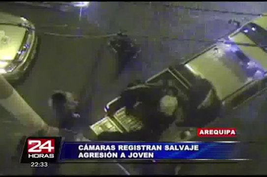 Arequipa: cámaras de seguridad grabaron brutal pelea entre jóvenes