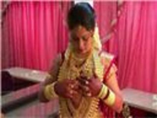 مطالبات بعدم الإفراط بشراء الذهب للأعراس في الهند