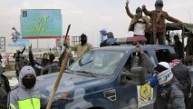 Dozens of Iraqi MPs quit over Anbar violence