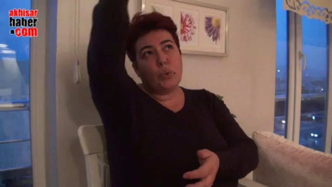 Başbakan'a Ayakkabı Kutusu Sallayan Kadın, Olayı Anlattı