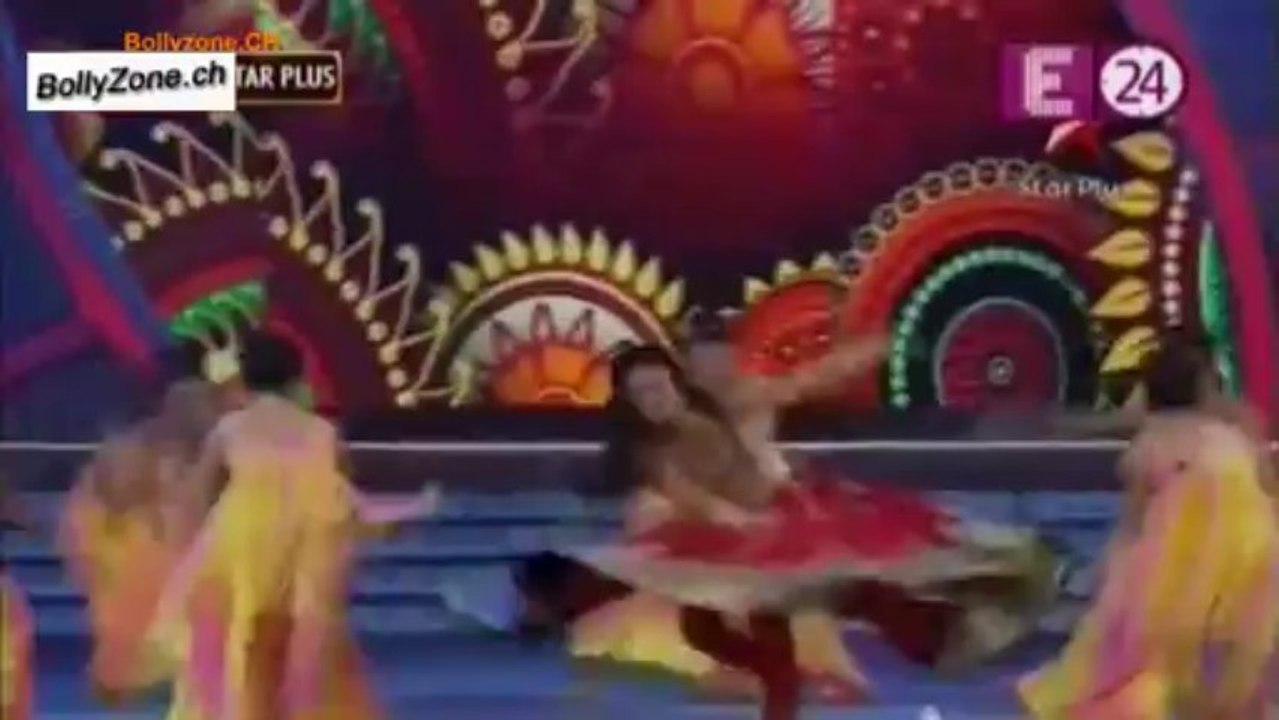 Aditya Ne Pankhudi Ko Chhod Mukti Ka Haath Thama!! - Pyaar Ka Dard Hai - 1st Jan 2014