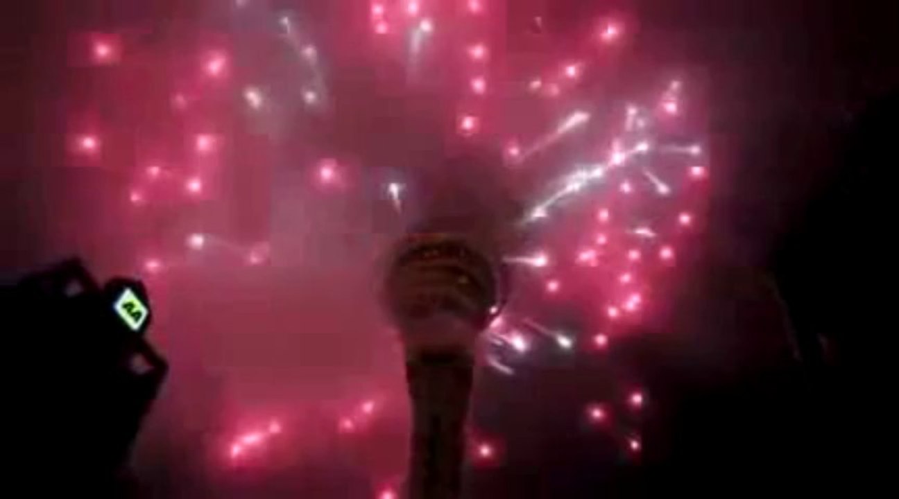 HAPPY NEW YEAR JAPAN New Year Celebrations In Tokyo ,Amazing Fireworks 2014