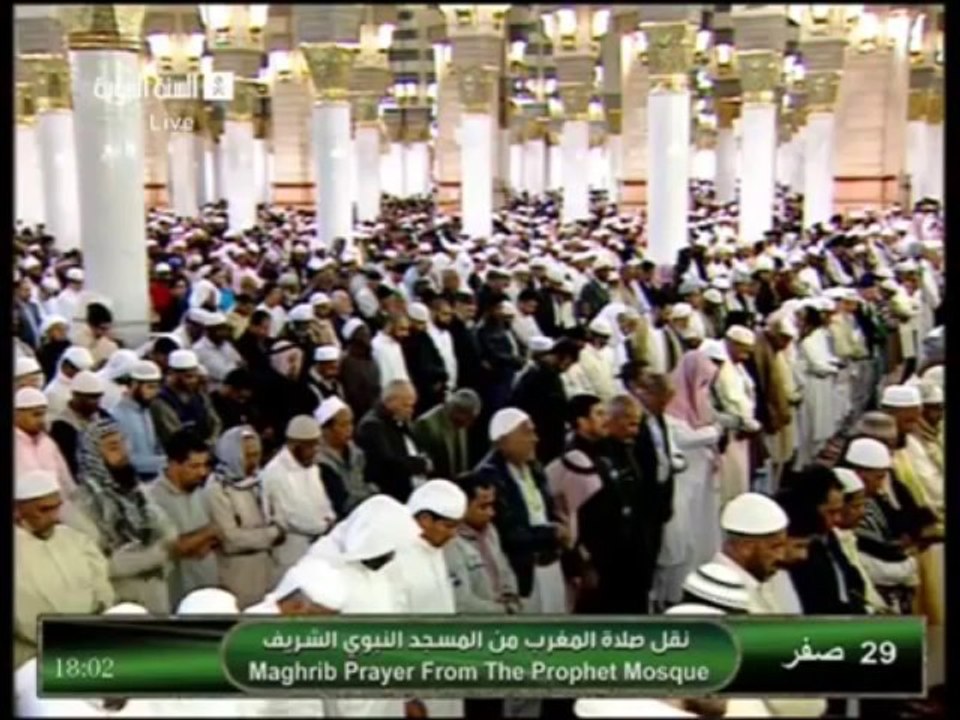 1st January 2014 Madeenah Maghrib led by Sheikh Bu'ayjaan