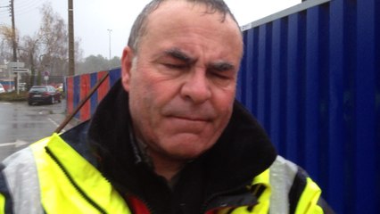 Les palissades du chantier de Kérino s'envolent