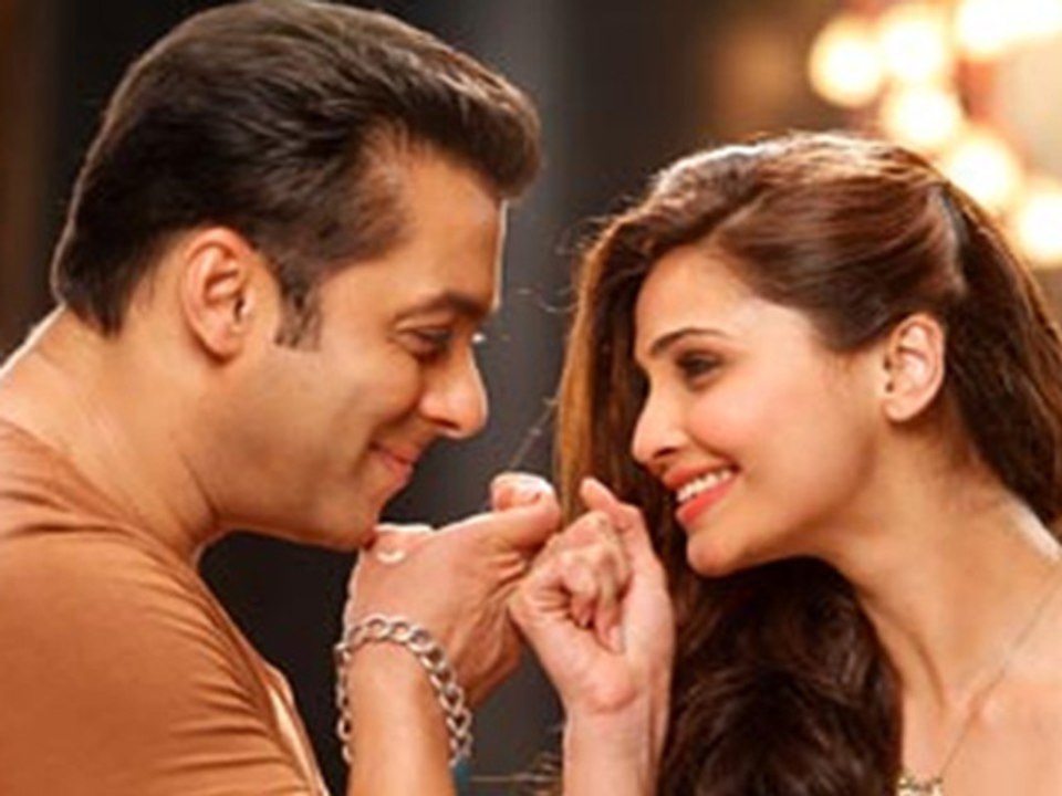 Jai Ho Trivia Daisy Shah Background Dancer To Co Star video Dailymotion