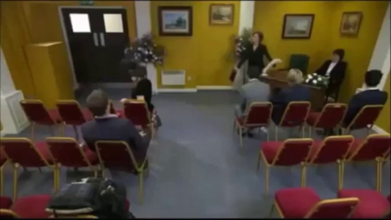 Hollyoaks Darren Scenes (13th January 2011)