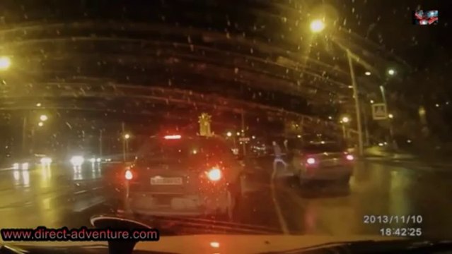 Compilation du presque accident de voiture / piéton / Car crash compilation lucky