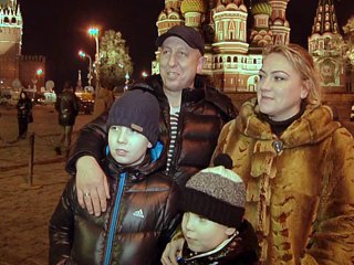 Россияне желают мира на Красной площади