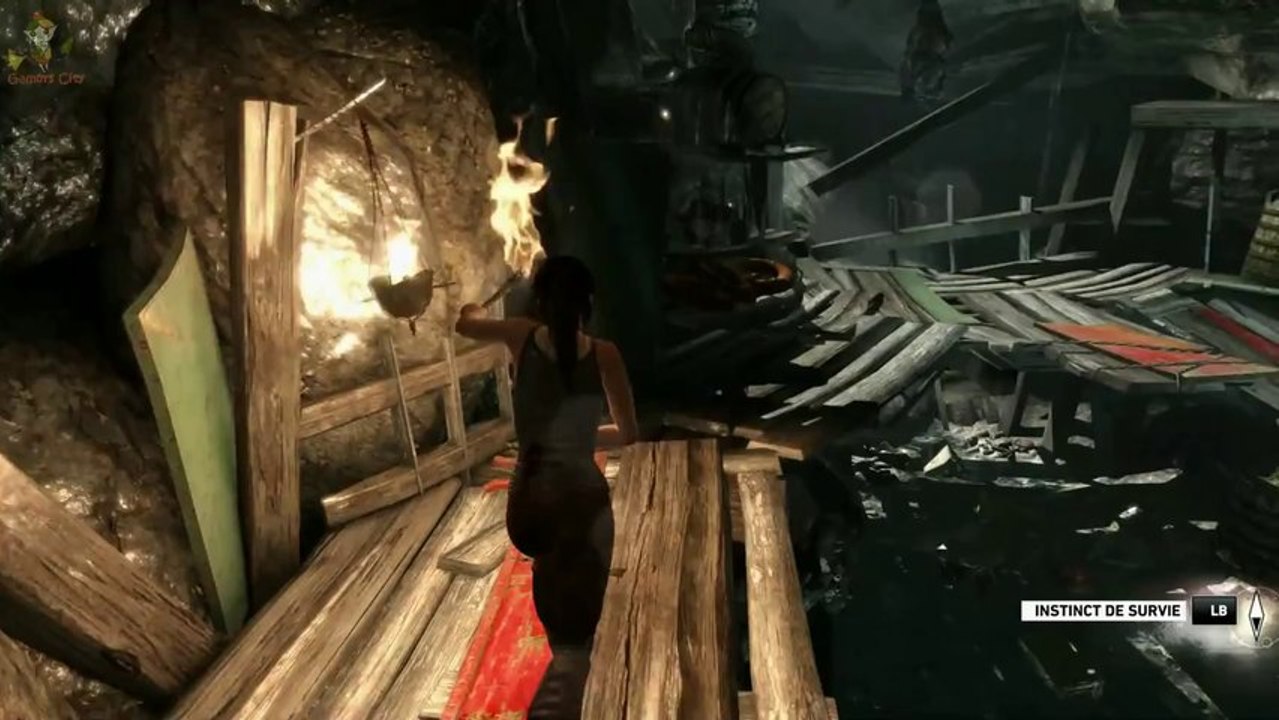 Let's Play #1 "Tomb Raider" : Lara l'invincible !