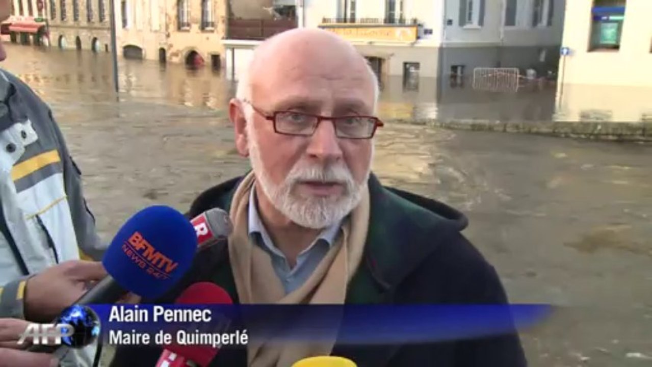 Bretagne: Quimperlé touchée par les inondations
