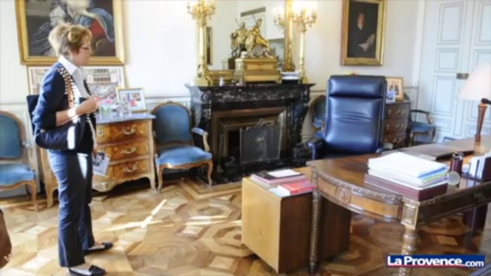 Journées du patrimoine : entrez dans le bureau du maire Jean-Claude Gaudin  - Vidéo Dailymotion