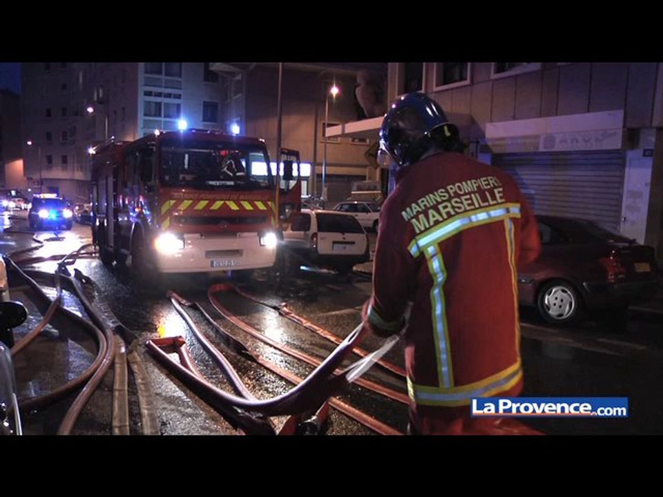 Marseille : violent feu d'appartement dans le quartier du Panier