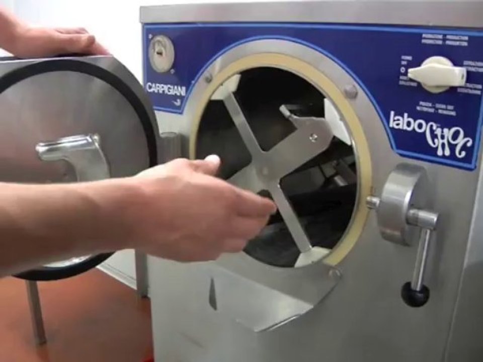 Les coulisses de l'été : visite de l'usine de la Maison de la glace