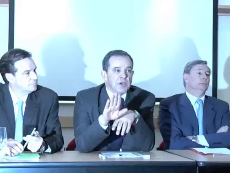 Régionales 2010 : Thierry Mariani (UMP) : "Evitons que Vauzelle soit sauvé par le FN"