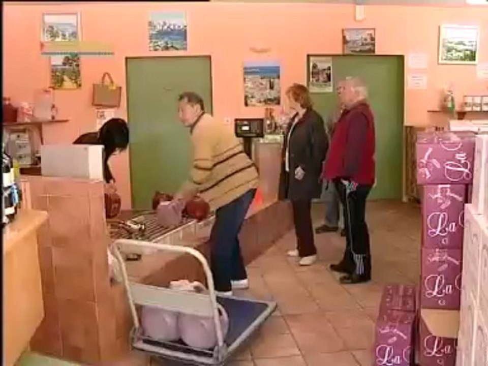 CM