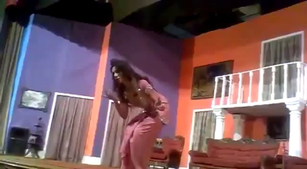 Deedar Hot Mujra on Stage 2014 DailyVideoShow