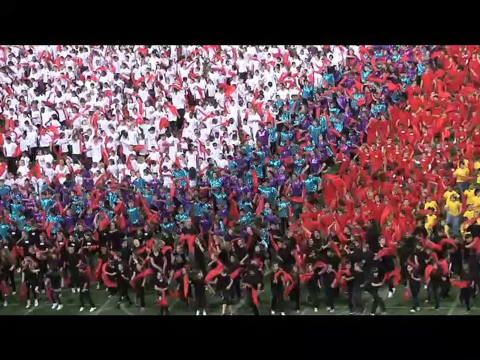 Marseille : 5000 enfants enflamment le Vélodrome pour la fête des écoles