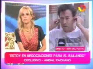 Aníbal Pachano cerca del Bailando