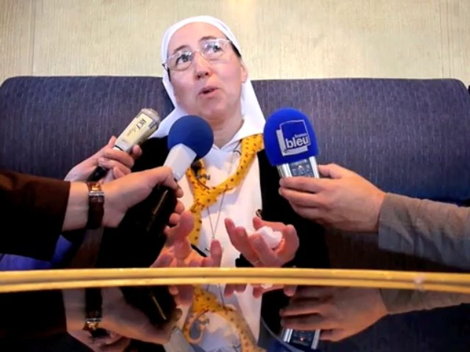 Béatification de Jean-Paul II : la miraculée raconte son émotion à Rome