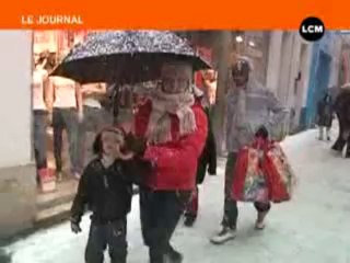 L'ouverture des soldes sous la neige