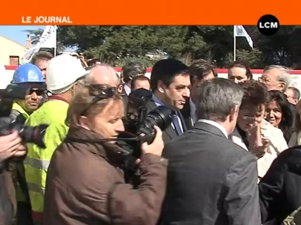 François Fillon visite les logements sociaux en construction