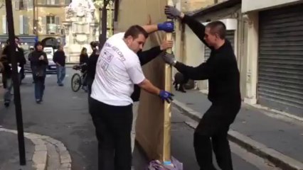 Aix : le transfert spectaculaire d'un tableau hors norme