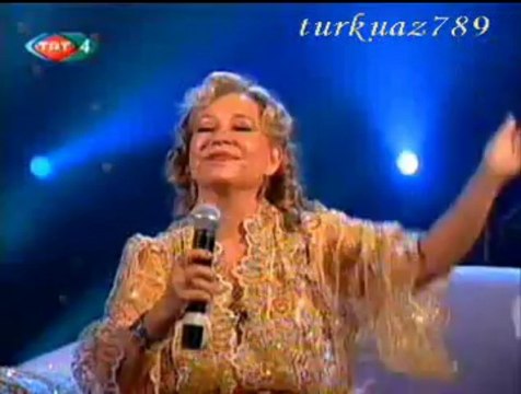 Bedia AKARTÜRK-Garşı Bağda Sıra Sıra Bademler-2
