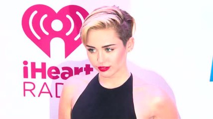 Miley Cyrus nie avoir critiqué Beyoncé