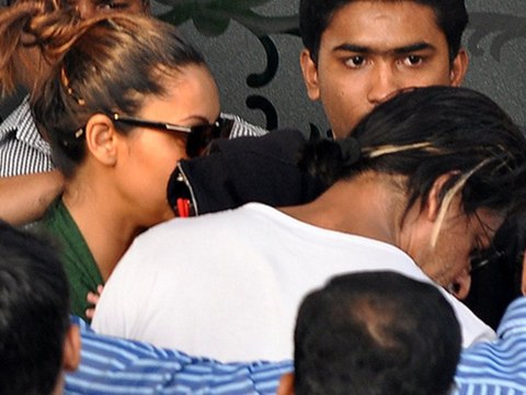 Shahrukh Khan With Son AbRam Caught On Camera