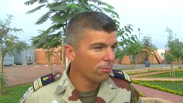 Mali. Le Drian fête la Saint-Sylvestre avec les troupes françaises