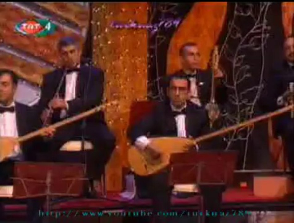 Bedia AKARTÜRK-Yaylı Geliyor Yaylı (Şeker Ezelim)