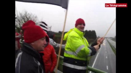 Guiclan (29). Une soixantaine de Bonnets rouges sur le pont