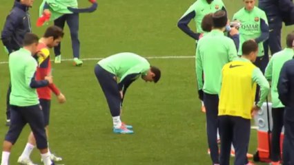 Messi back in Barca training