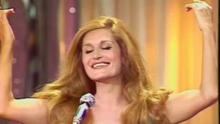 Dalida - il venait d'avoir 18 ans (version live sterio).mp4