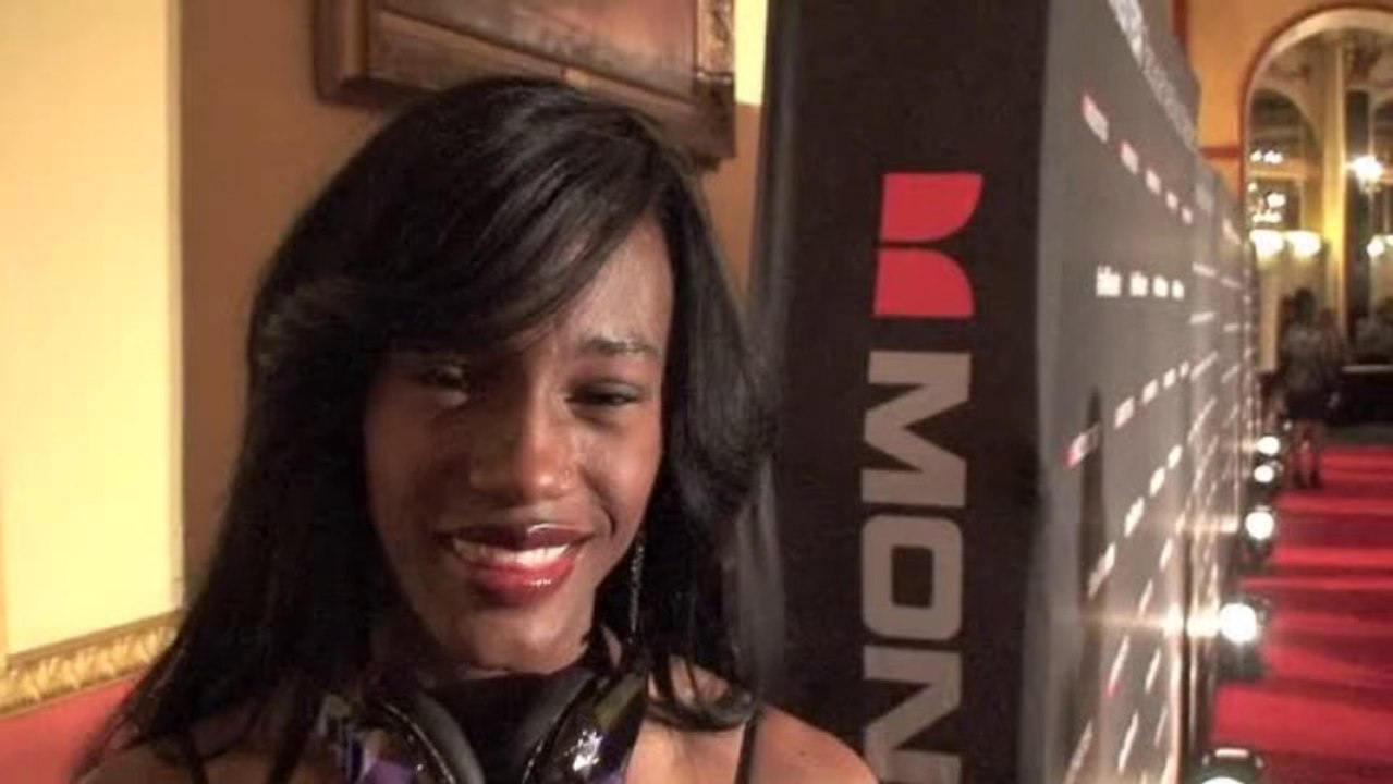 2012ces-KellieWellsOlympicsAthleteMonsterParty13CESJan9313