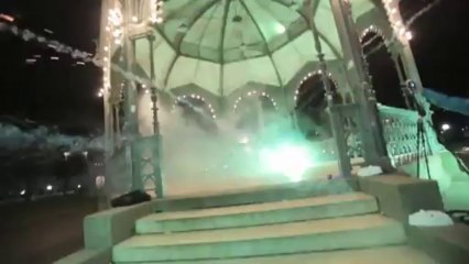 Le premier "Danseur Feu d'artifice"... mélanger Hip Hop et Pyrotechnie!