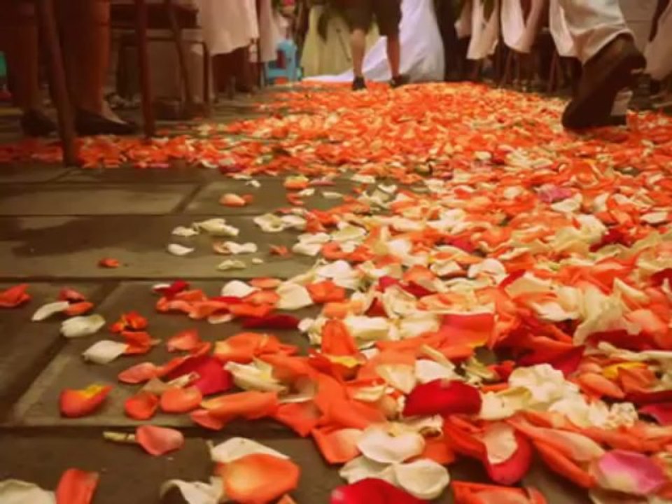Zindagi Ki Rahon Main Ranj O Gham K Mele Hain (1)