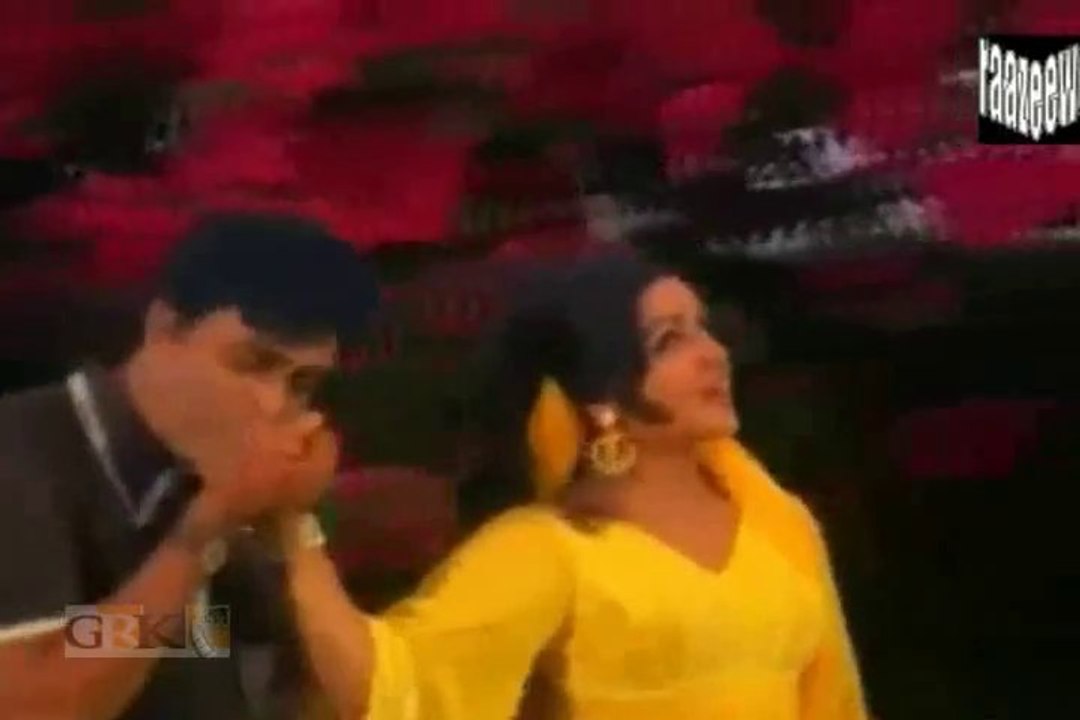 MUKESH n LATA MANGESHKAR - Bheegi Bheegi  Hawa Hai -  SUNEHRA SANSAR