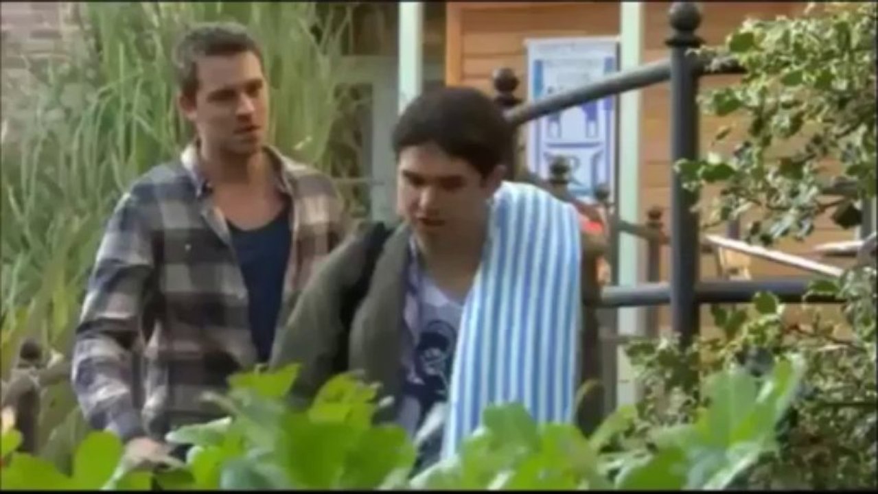 Hollyoaks Darren Scenes (17th January 2011)