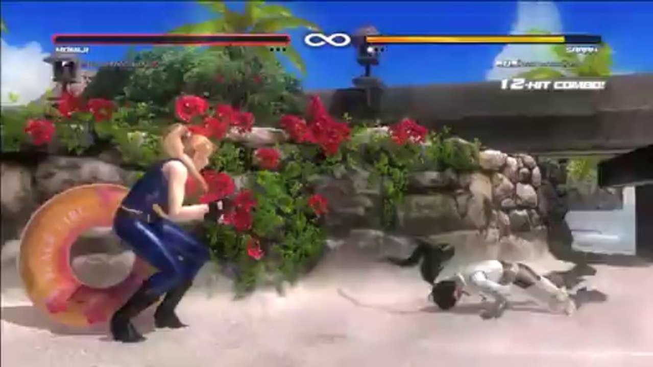 Dead or Alive 5 Ultimate(PS3®) - Momiji vs Sarah (DestructionBomb)