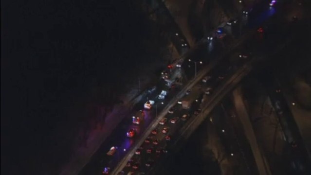 Plane makes emergency landing on New York highway