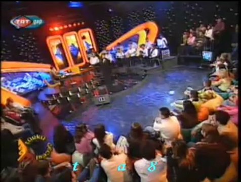 Belkıs AKKALE-Sıra Sıra Gelen Mektep Uşağı (Zöhre’m Gelmedi)