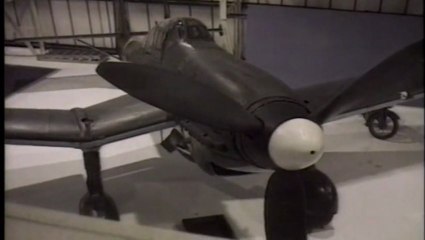 2e Guerre Mondiale - Le bombardier en piqué JU87 "Stuka"