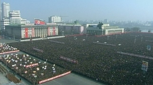 Gigantesque rassemblement à Pyongyang pour une cérémonie d'allégeance à Kim Jong-un