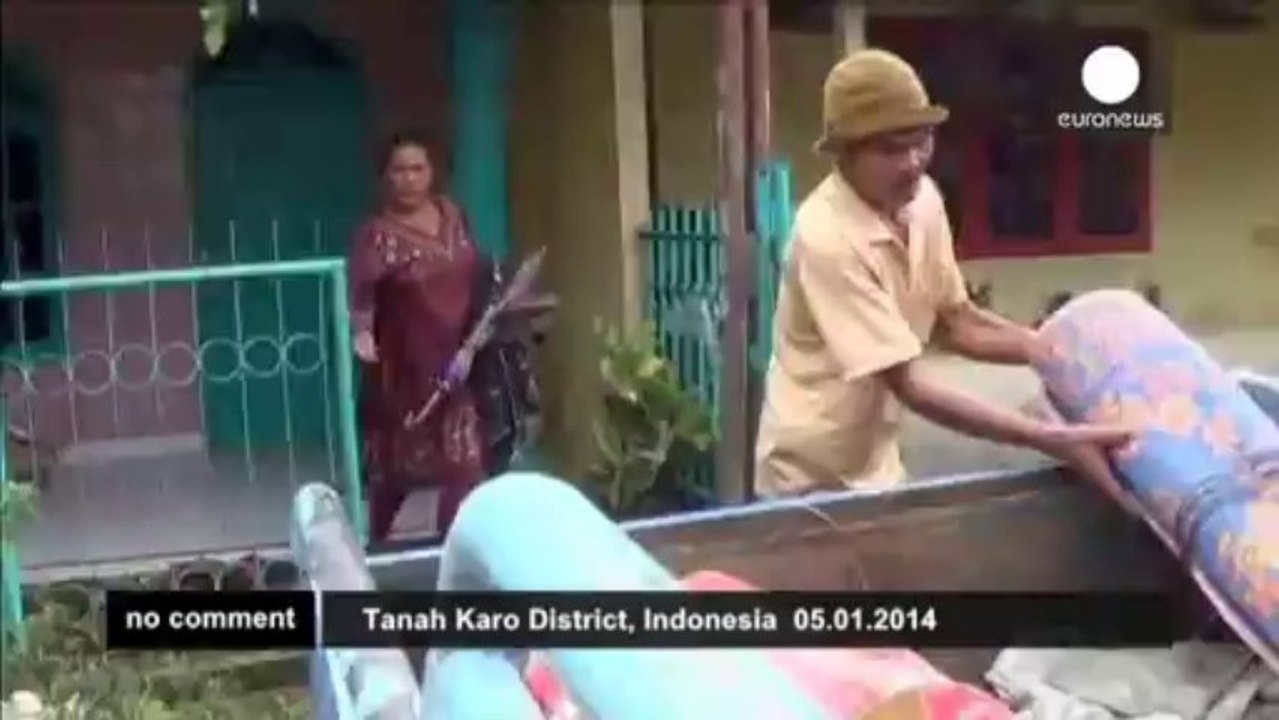 Mount Sinabung continues to spew ash