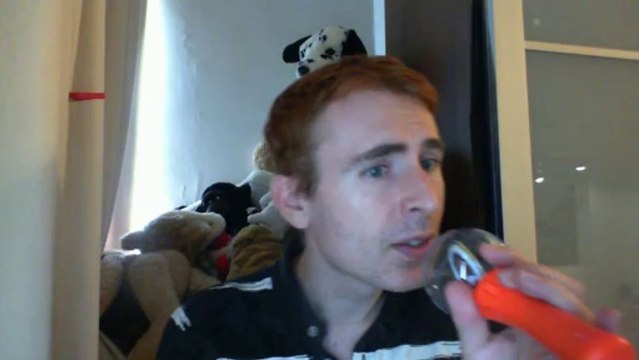 Wiwi égratigne la fac de lettres de Jacqueline Taïeb