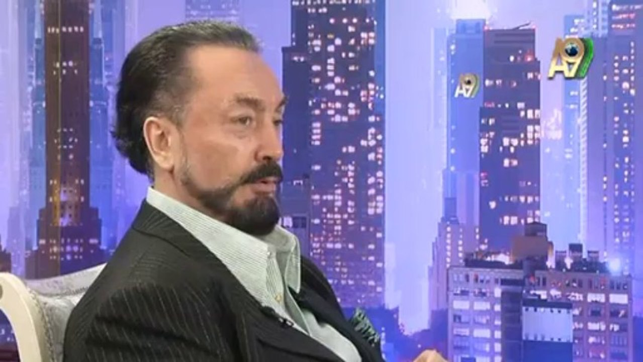 Sayın Adnan Oktar'ın Papa'ya hediye ettiği kitabı ve Trabzon işi özel yapım tesbih