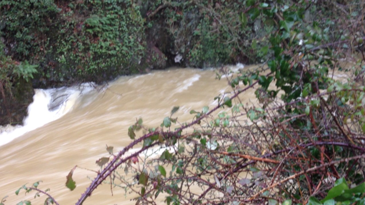 Le lac au Duc deborde