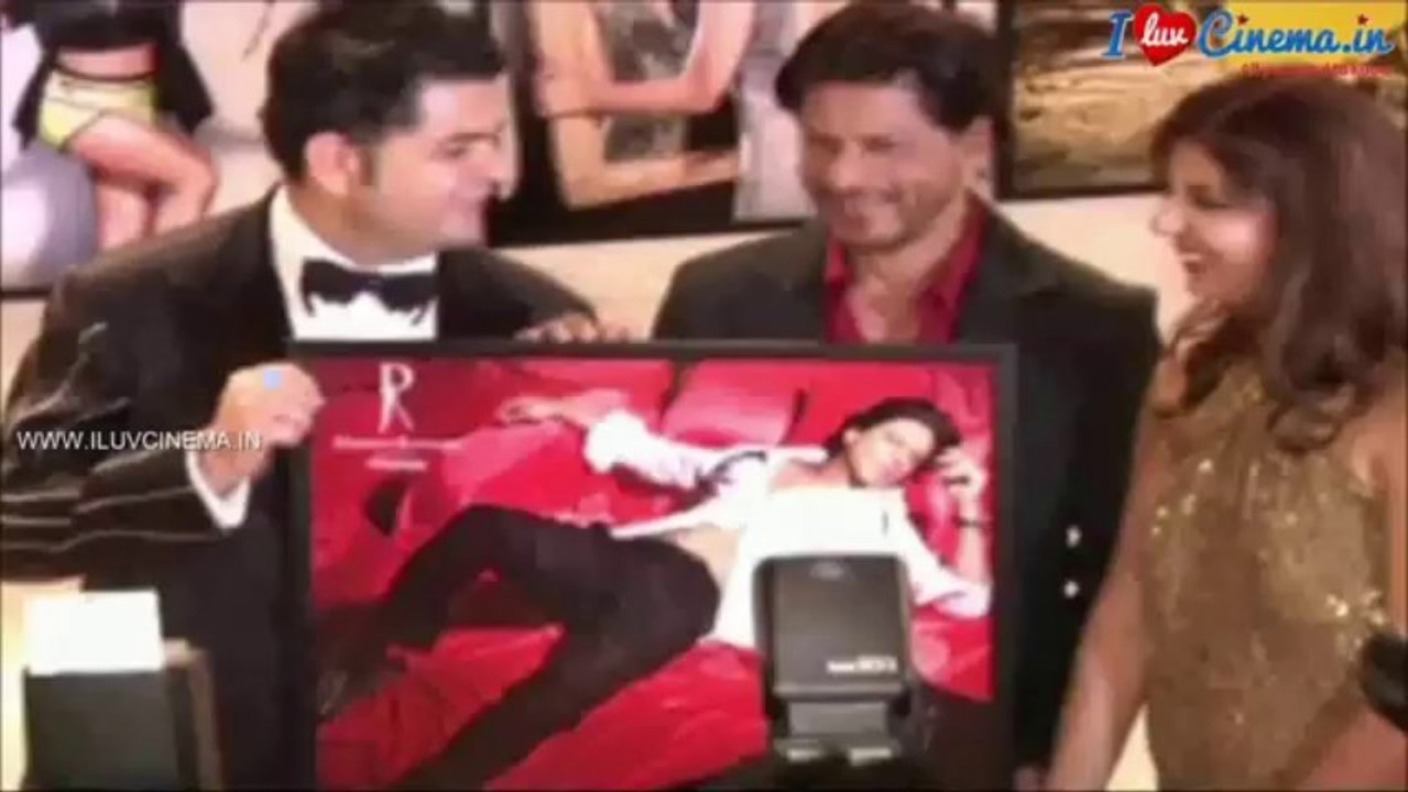 (@iamsrk) Daboo Ratilani Calender Launch With Bollywood Celebs