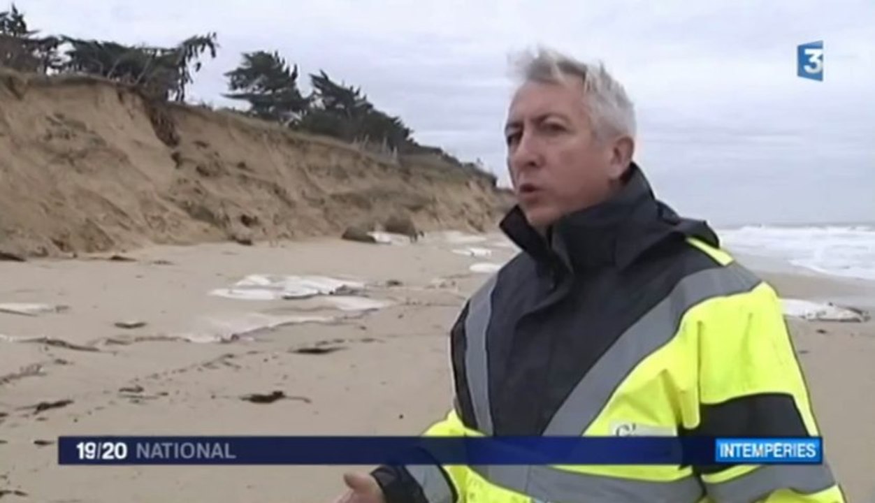 Les fortes houles provoquent l'érosion du littoral atlantique, déjà fragilisé